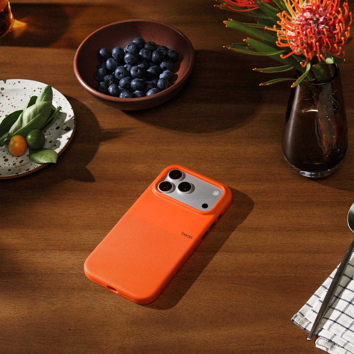 Ốp lưng Beats iPhone 17 Pro Max Cam