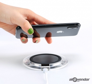 iPhone wireless charger REMAX